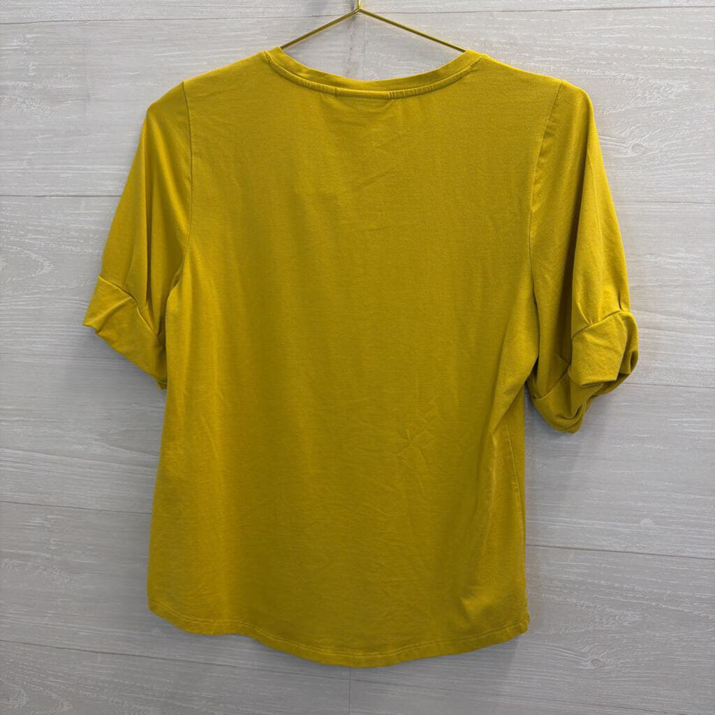 Chicos Soft Yellow Short Sleeve Top Small