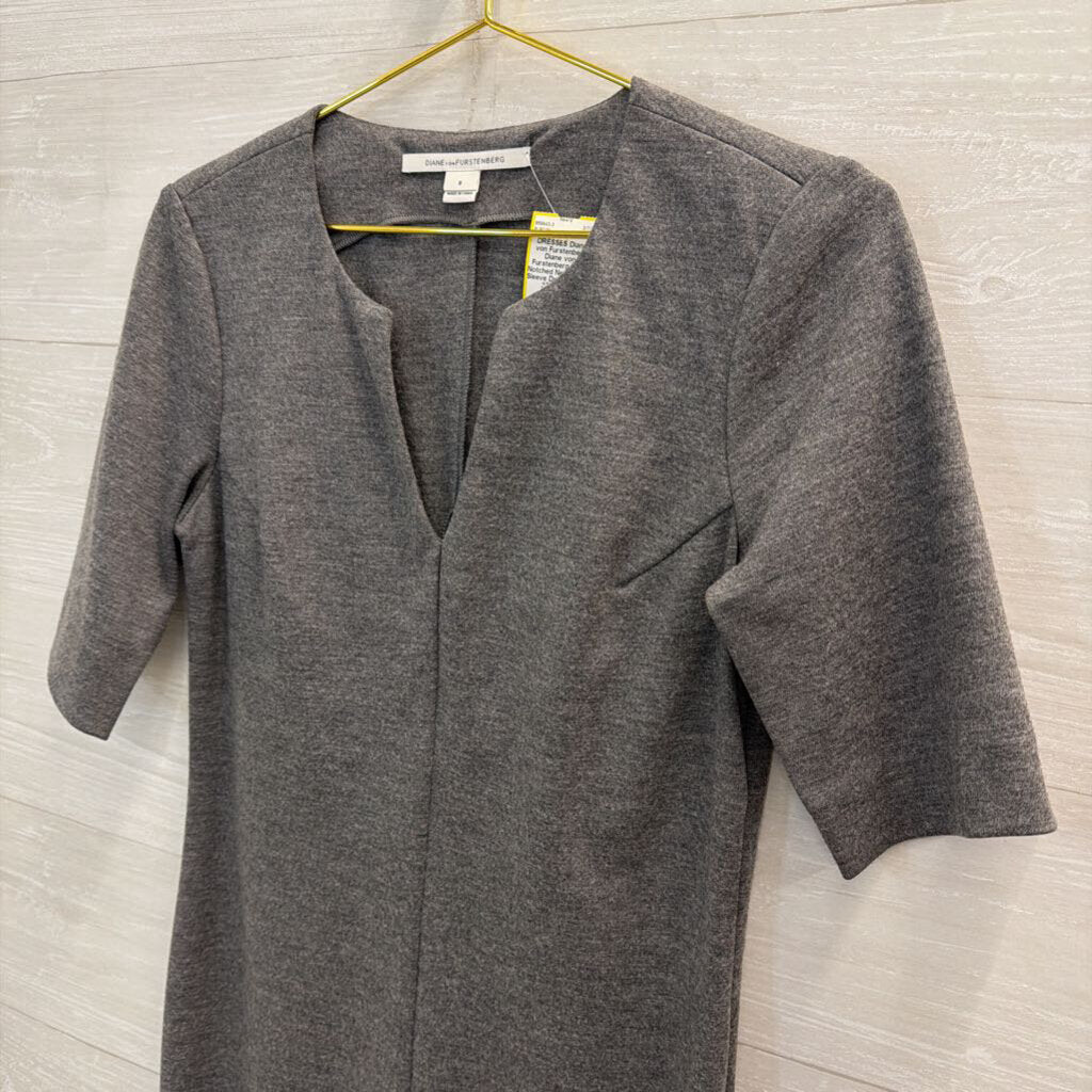 Diane von Furstenberg Grey Notched Neck Short Sleeve Dress 8
