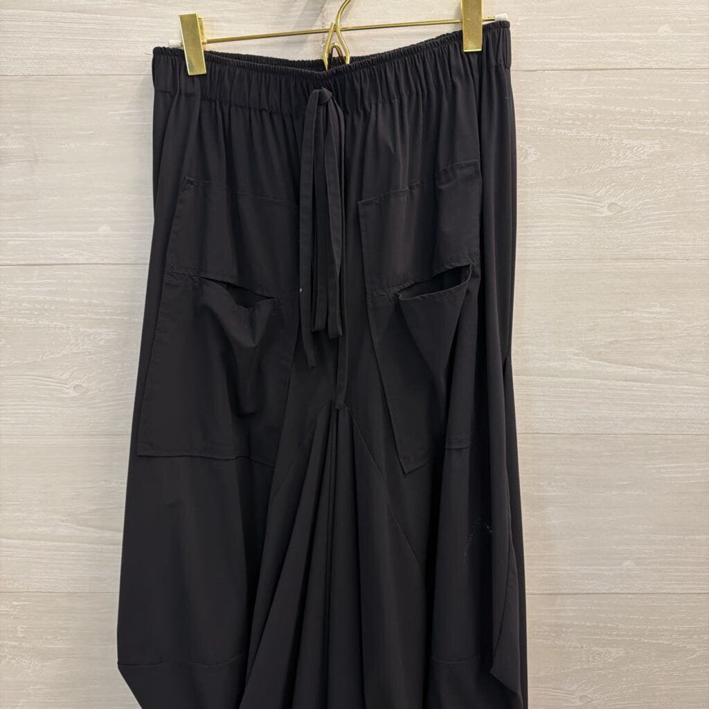Ruti Black 'The Go To' Midi Skirt Small