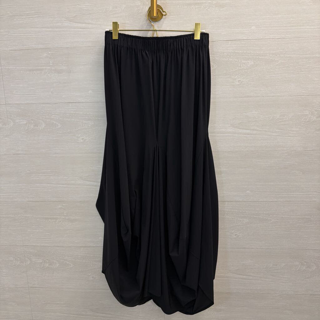 Ruti Black 'The Go To' Midi Skirt Small