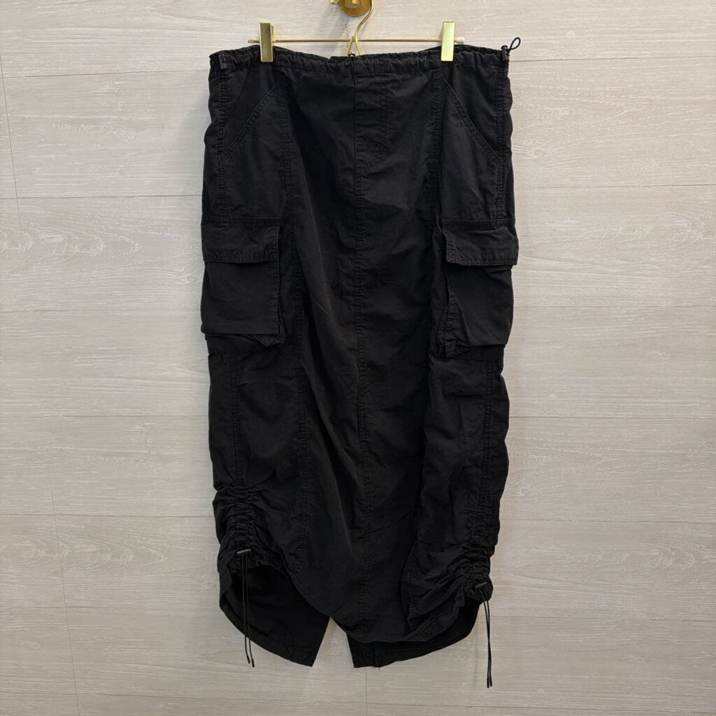 Black Cinch Waist Cargo Midi Skirt Small