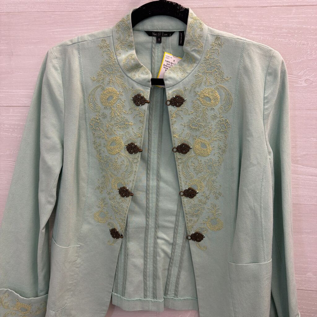 Nic and Zoe Blue Embroidered Front Hook Jacket Top Small