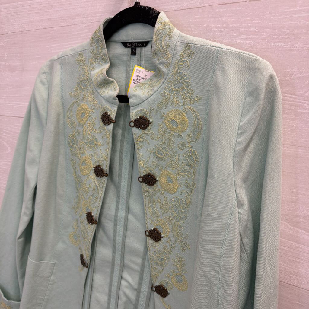 Nic and Zoe Blue Embroidered Front Hook Jacket Top Small