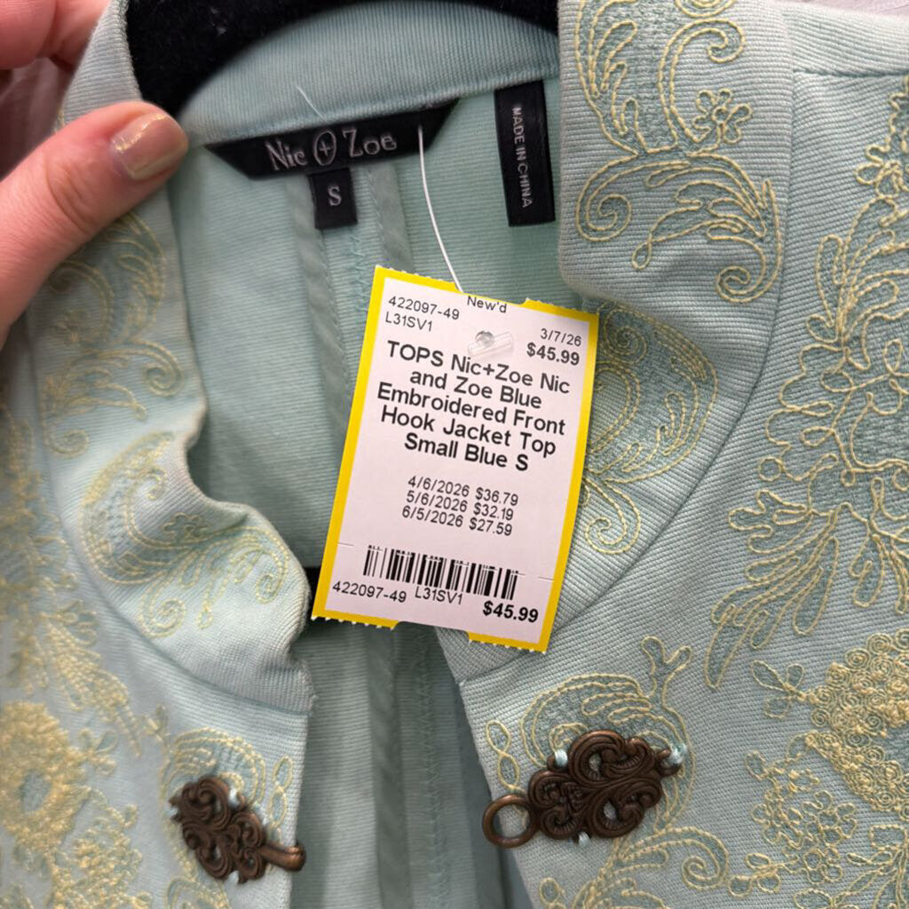 Nic and Zoe Blue Embroidered Front Hook Jacket Top Small