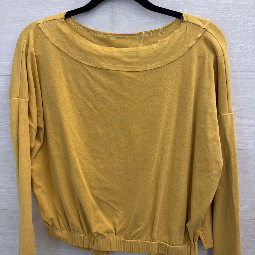 Easel Yellow Long Sleeve Open Back Top Small