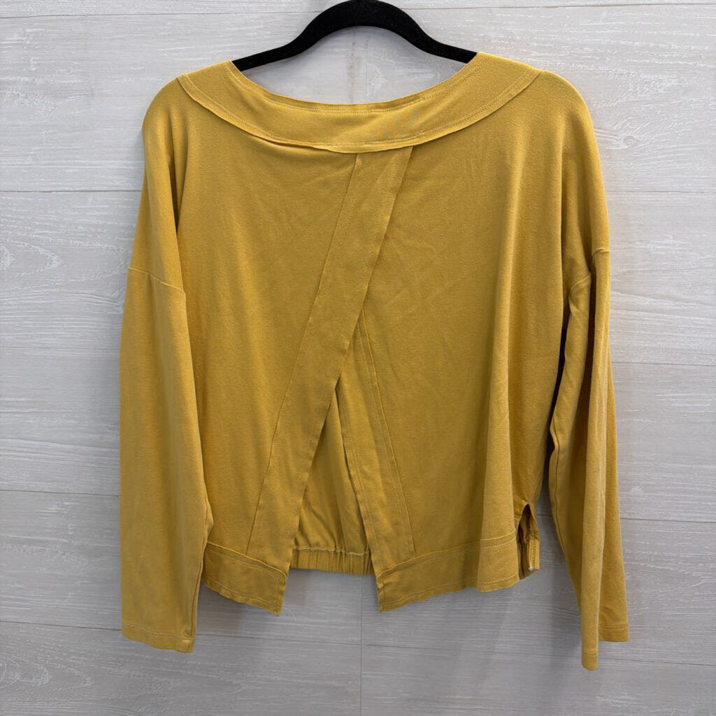 Easel Yellow Long Sleeve Open Back Top Small