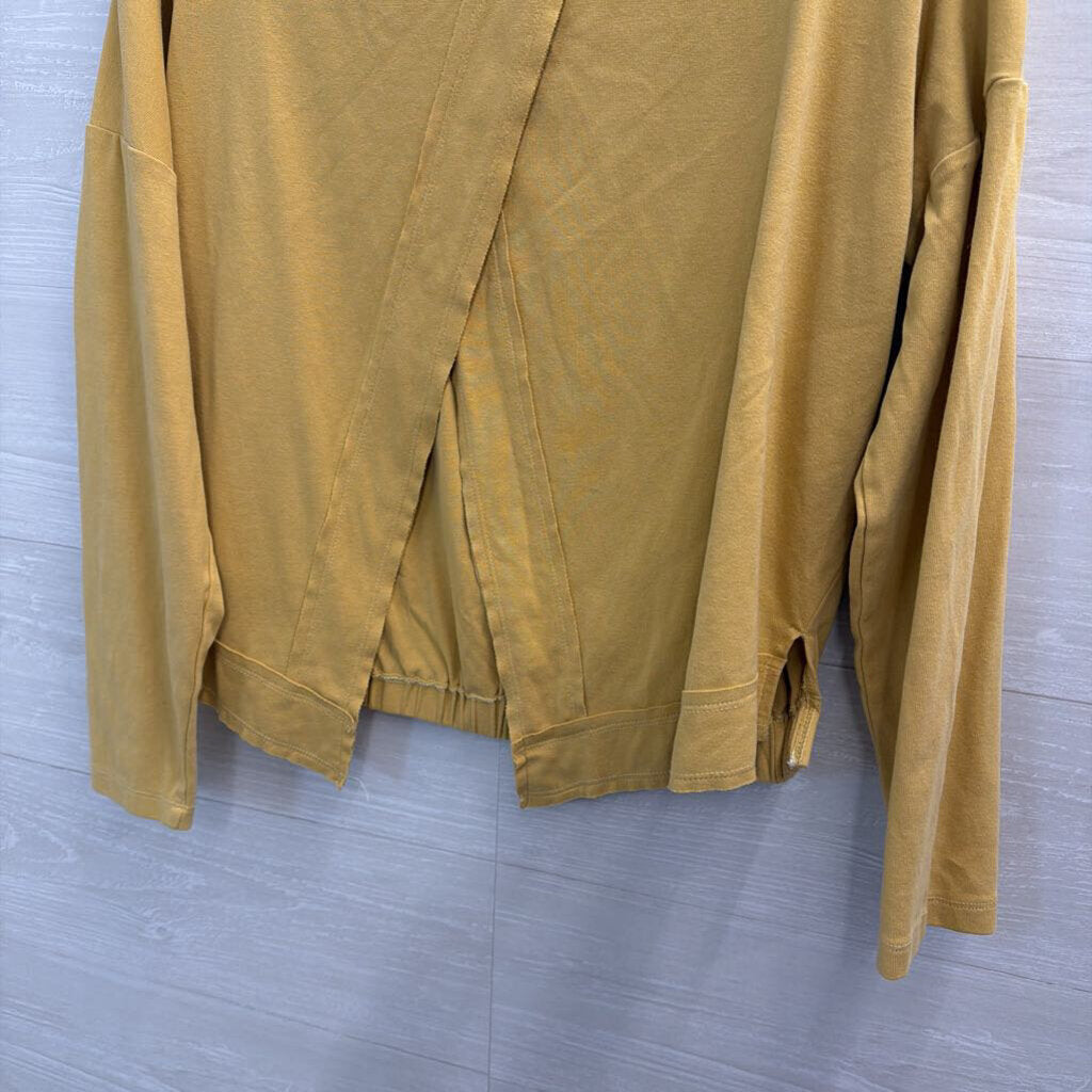 Easel Yellow Long Sleeve Open Back Top Small
