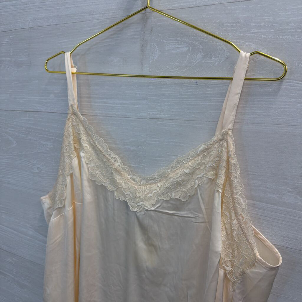 Torrid Cream Silky Lace Trim Tank Top 3