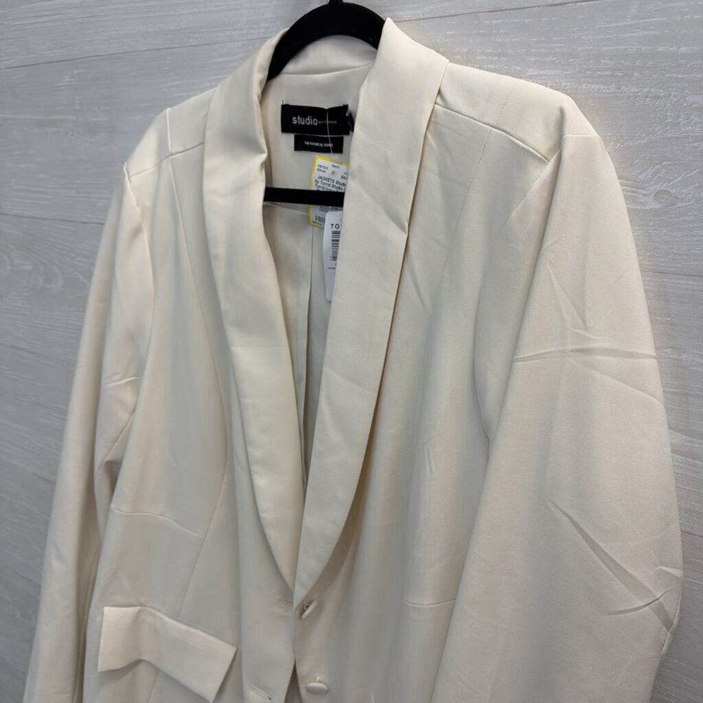 Studio by Torrid Ivory Crepe Blazer Jacket 2