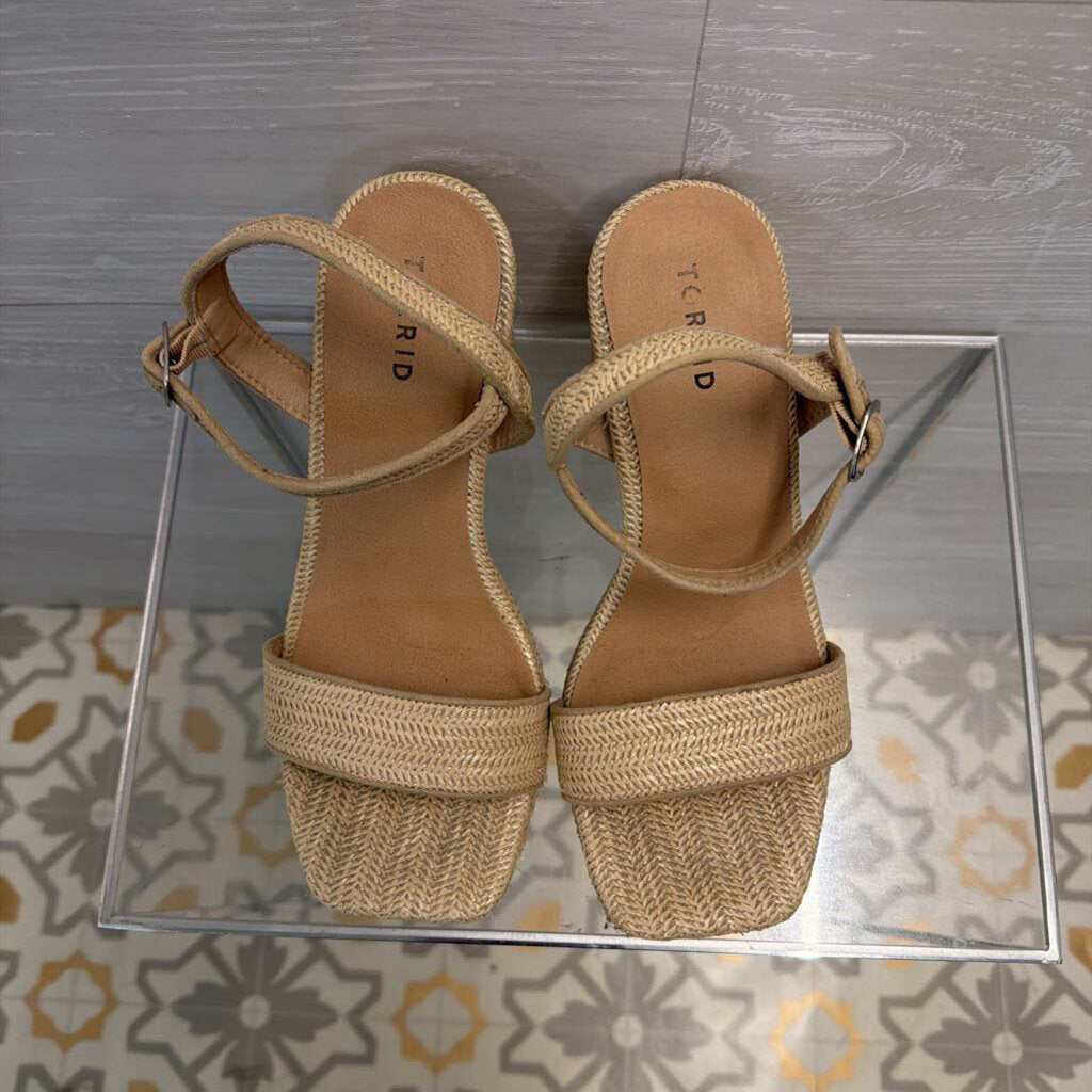 Torrid Beige Raffia Platform Sandal Heels 8.5 Wide