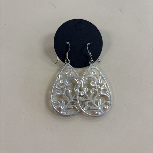 Silver Filigree Drop Earrings
