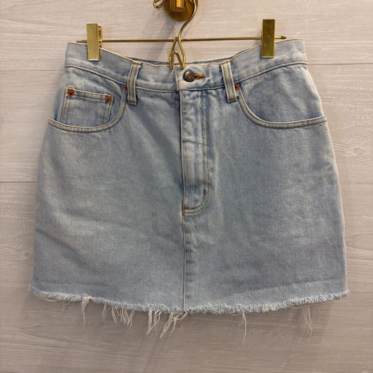 The Vintage Twin Light Wash Raw Hem Denim Skirt 8