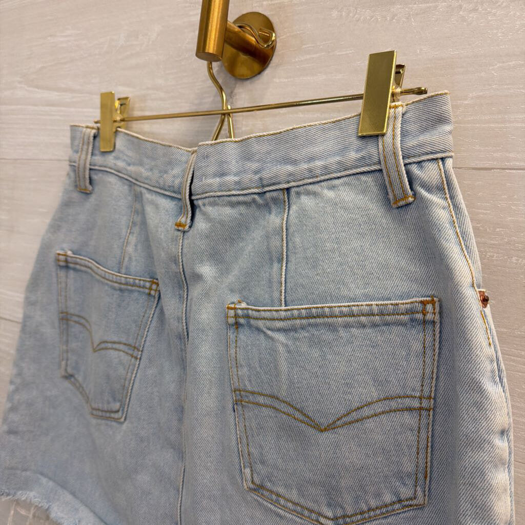 The Vintage Twin Light Wash Raw Hem Denim Skirt 8