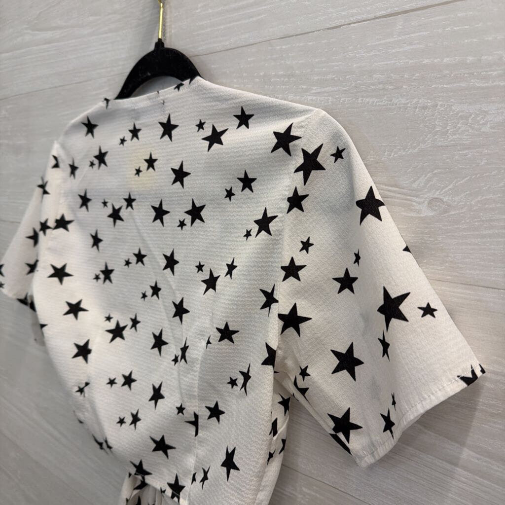 Nasty Gal White/ Black Star Print Cropped Tie Front Short Sleeve Top 2