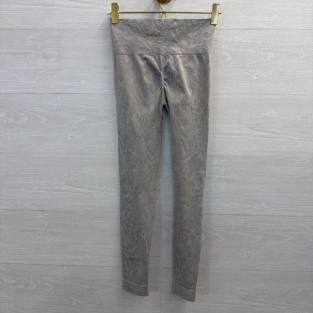 Gym Shark Grey Print Athletic Leggings Extra Small