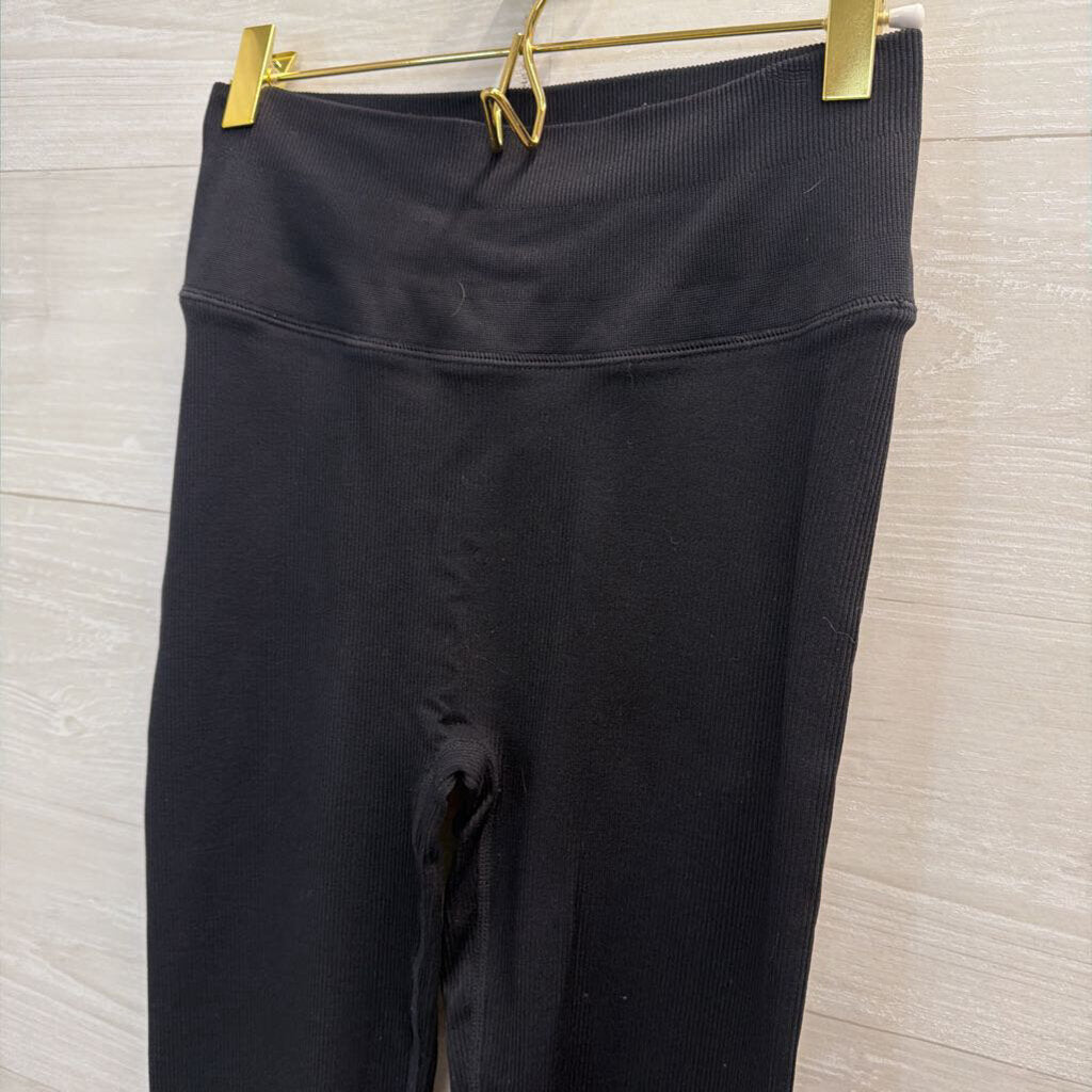 Black Ribbed Leggings Small
