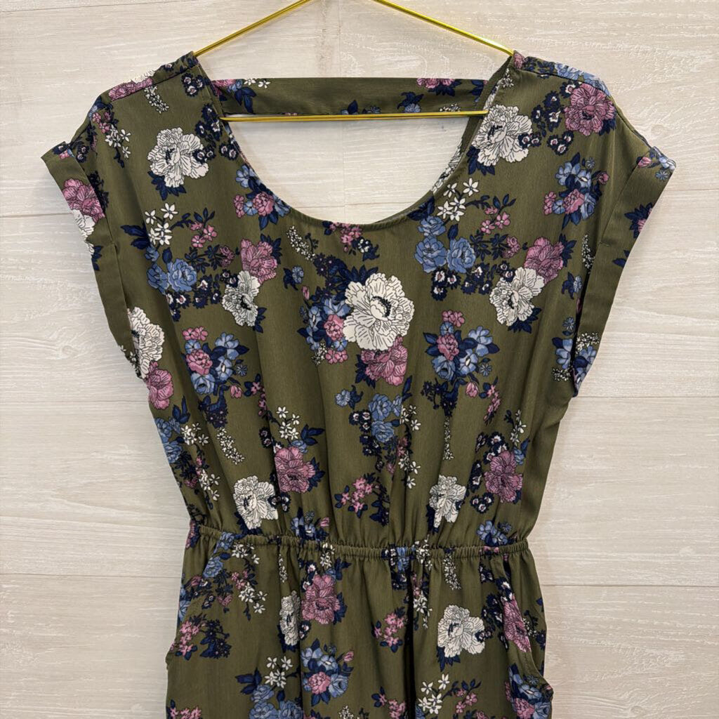 Hippie Rose Green/ Multi Floral Print Short Sleeve Dress Medium