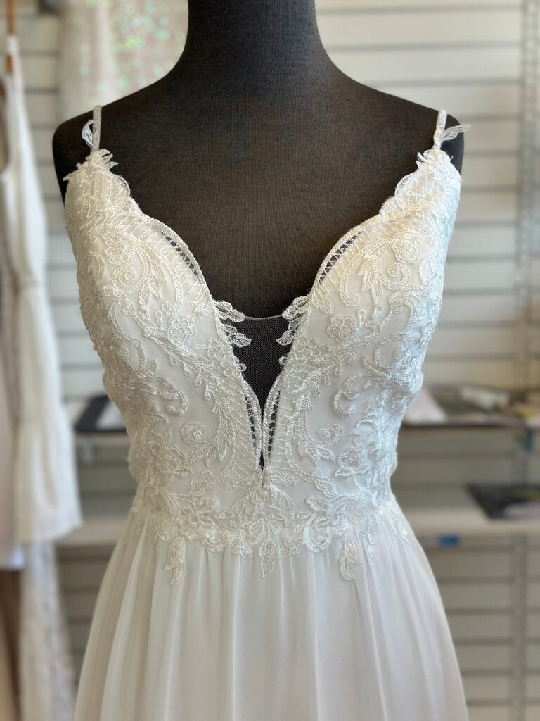 Moonlight Lace Top Chiffon Bridal Dress 14