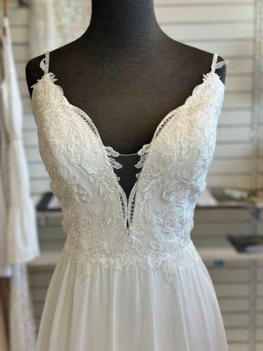 Moonlight Lace Top Chiffon Bridal Dress 14