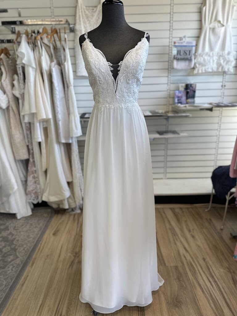 Moonlight Lace Top Chiffon Bridal Dress 14