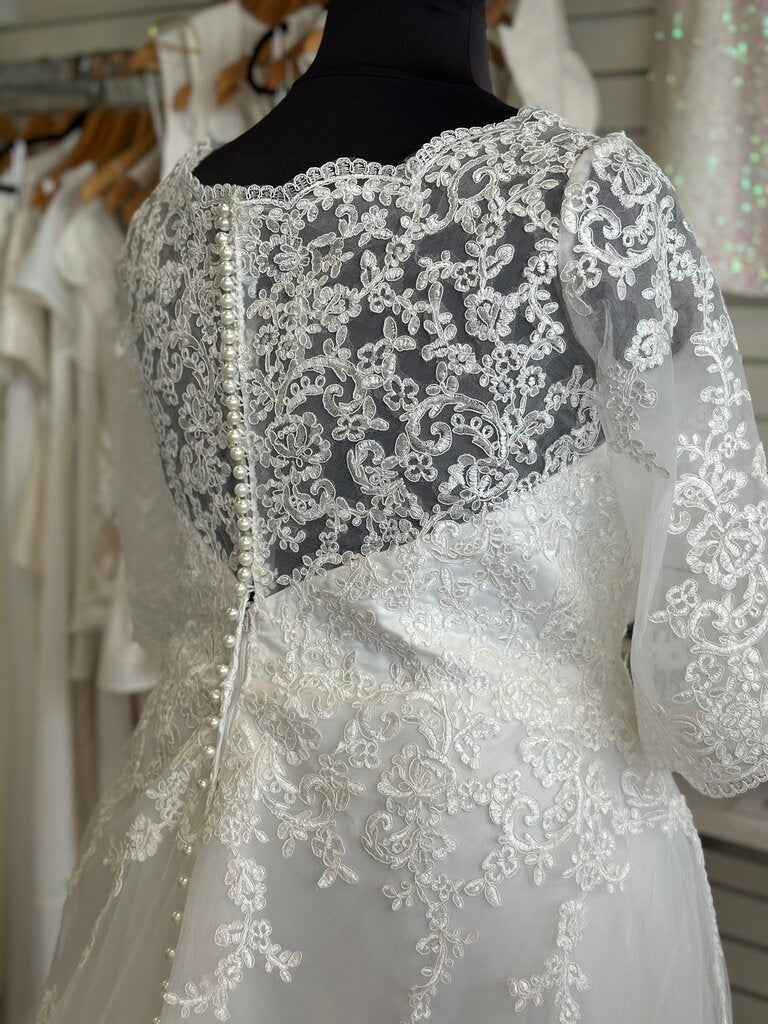 Lace Applique Long Sleeve Wedding Dress 26