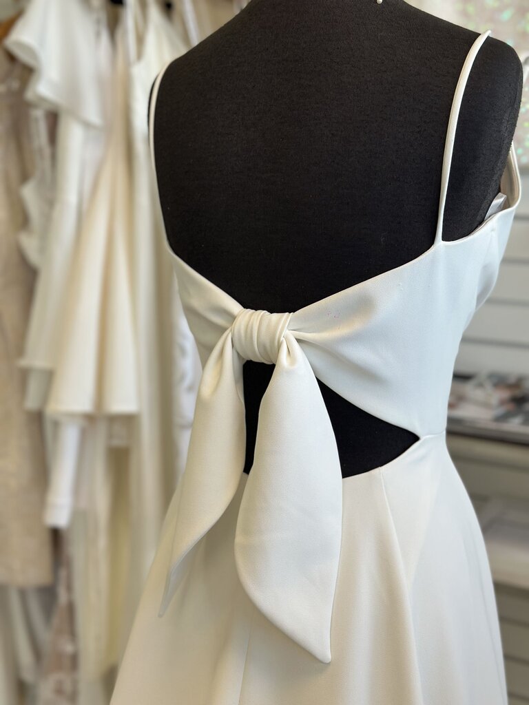 Justin Alexander Bow Detail Wedding Dress 10