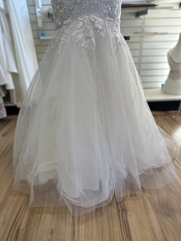 Dave & Johnny Glitter Tulle Fit and Flare Wedding Dress 4