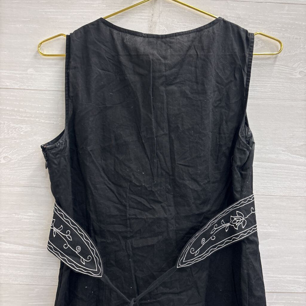 Loft Black/ White Embroidered Detail Tank Top 8