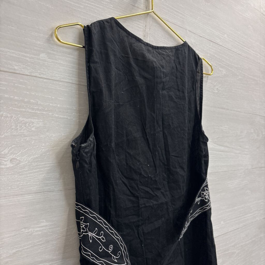 Loft Black/ White Embroidered Detail Tank Top 8