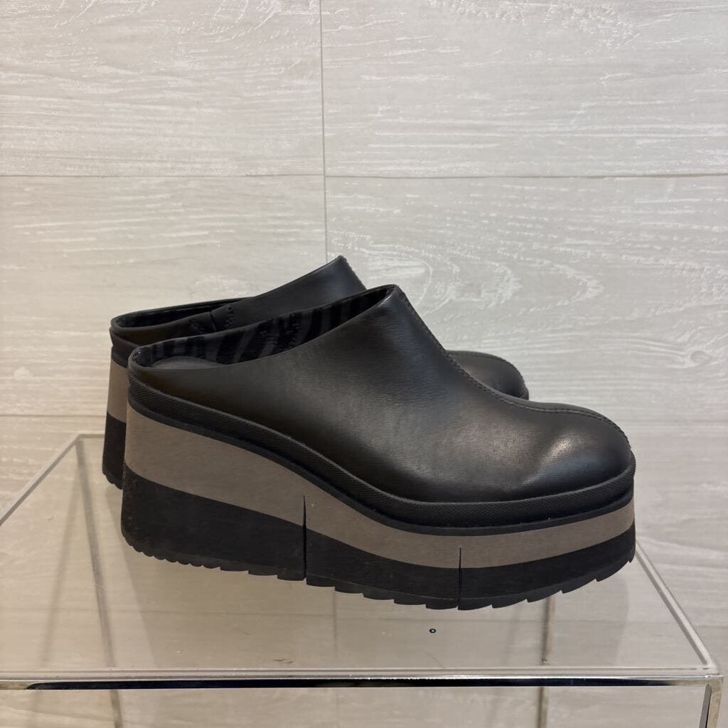 Naked Feet Black Leather Platform Coach Clogs 7