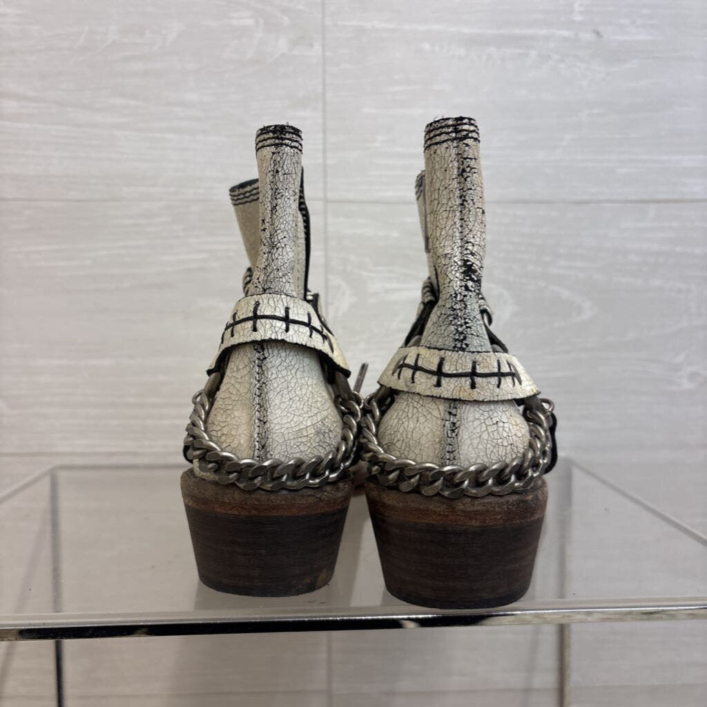 Free People Crackled White Stony Desert Ankle Boots 37