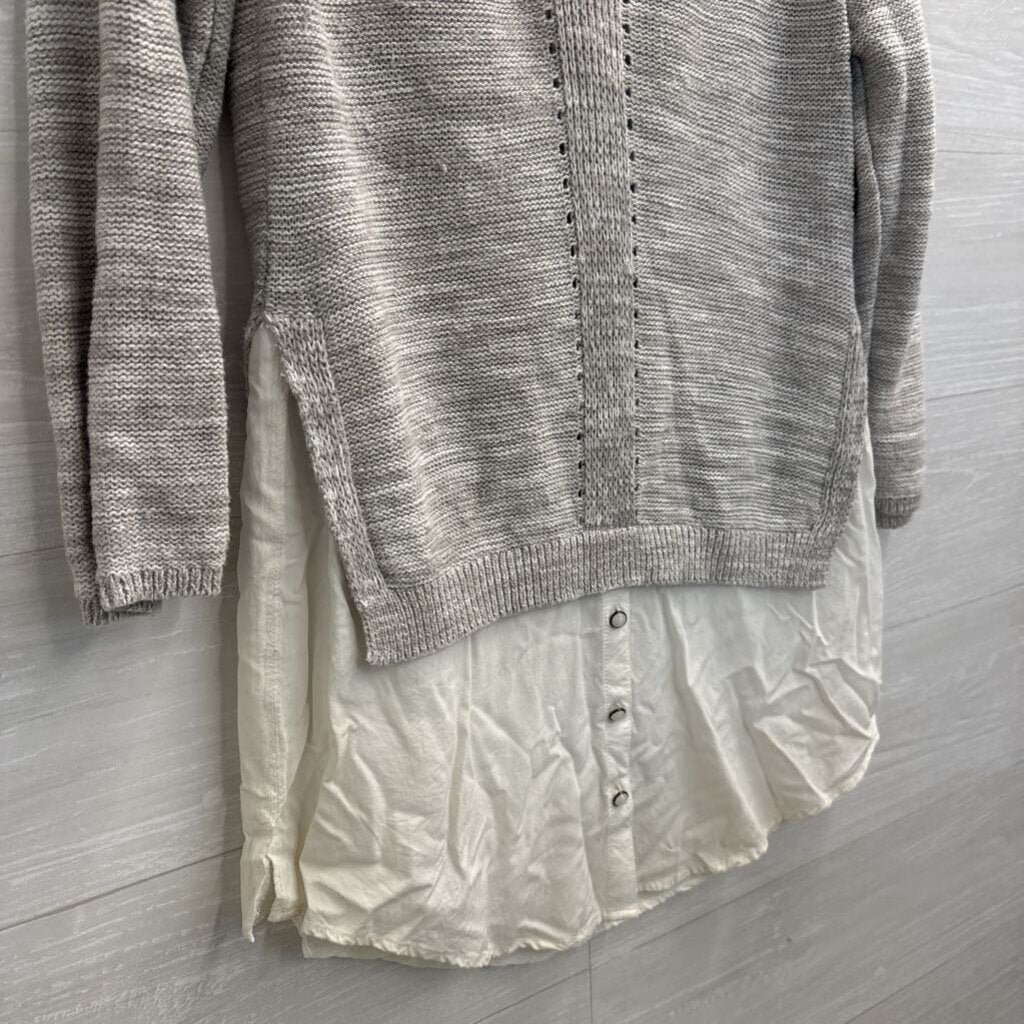 Moth Grey/ White Knit Layered Top Medium