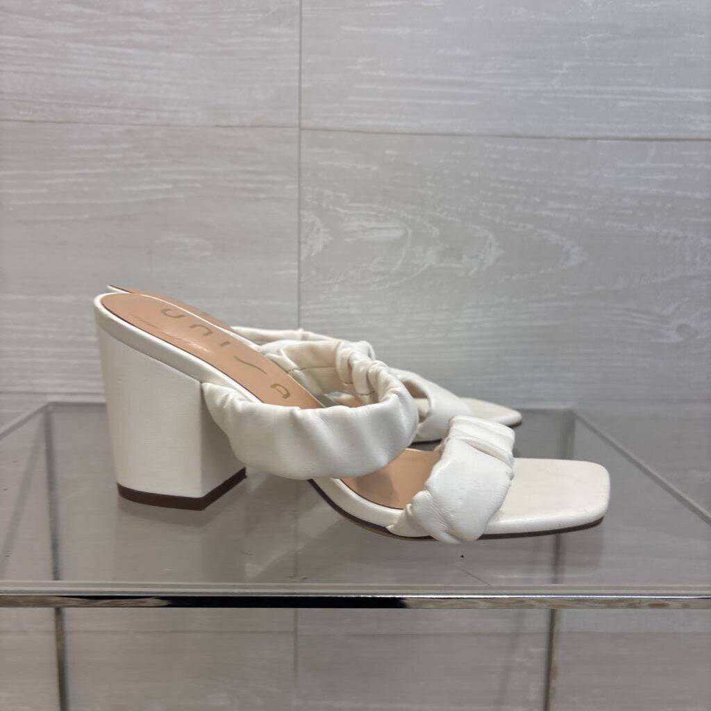 Unisa White Leather Sandal Heels 6.5
