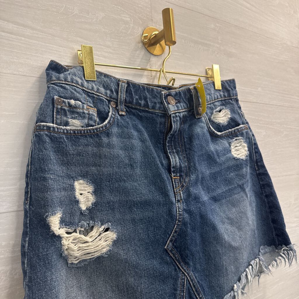 7 For All Mankind Dark Wash Distressed Fray Hem Denim Skirt 28