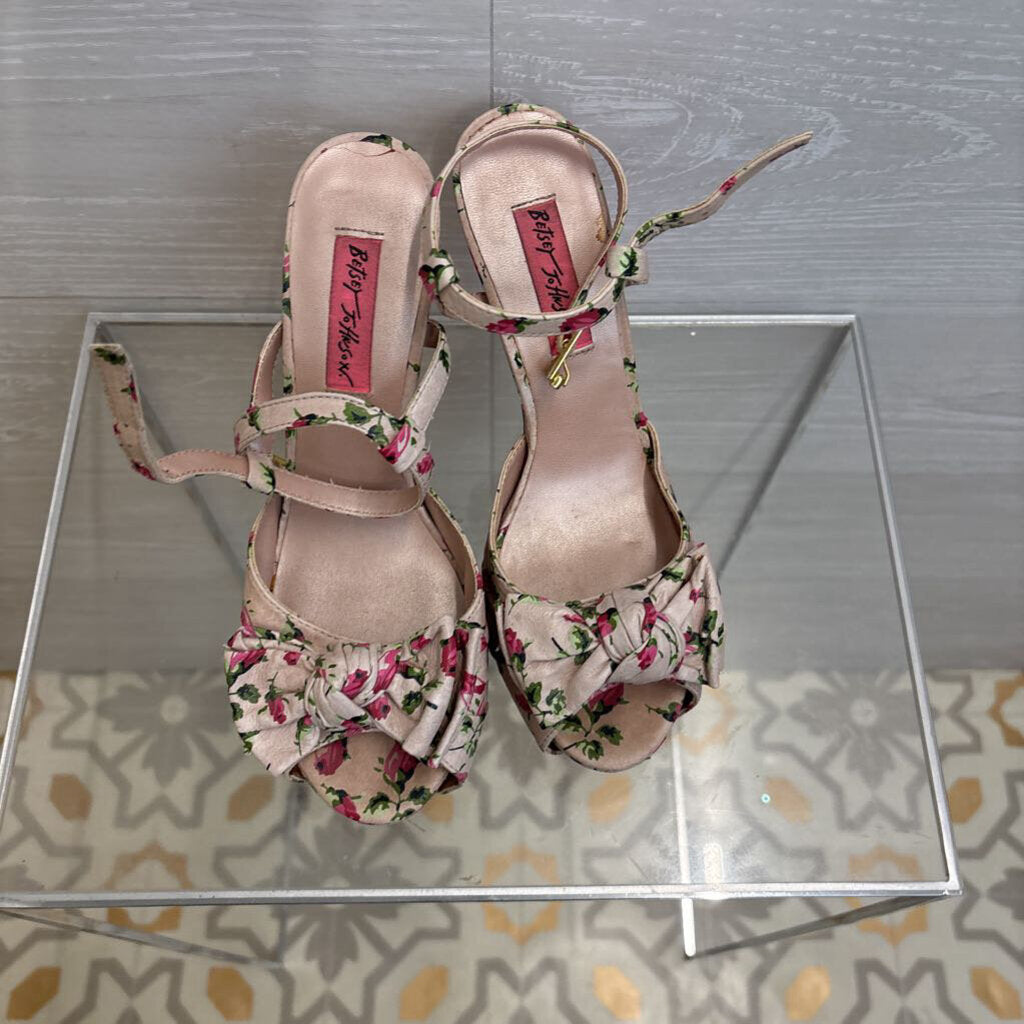 Betsey Johnson Pink Floral Haylie D Platform Peep Toe Heels 7
