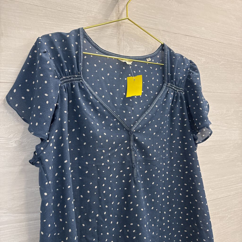 Max Studio Blue/ White Dot Short Ruffle Sleeve Top Extra Large