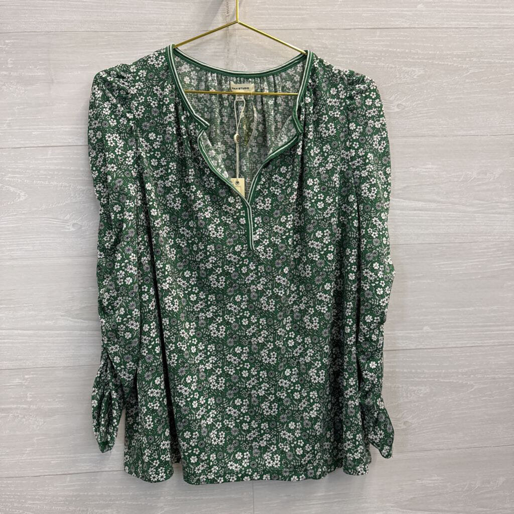Max Studio Green/ White Floral Print Short Ruffle Sleeve Top 1X