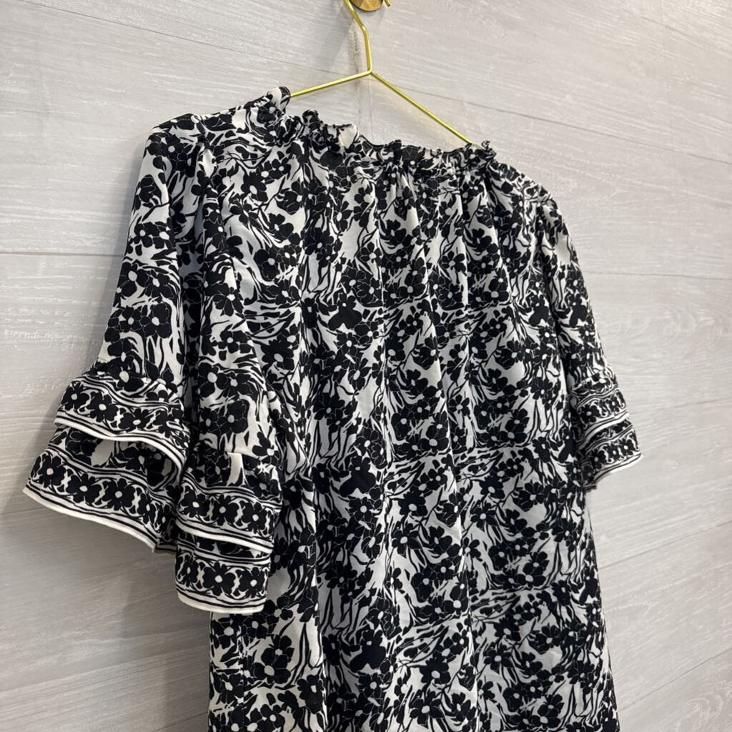 Max Studio Black/ White Print Short Ruffle Sleeve Top 1X