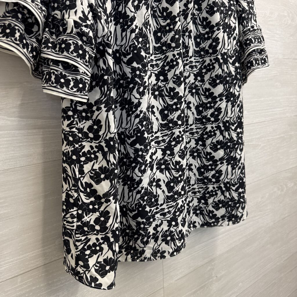Max Studio Black/ White Print Short Ruffle Sleeve Top 1X