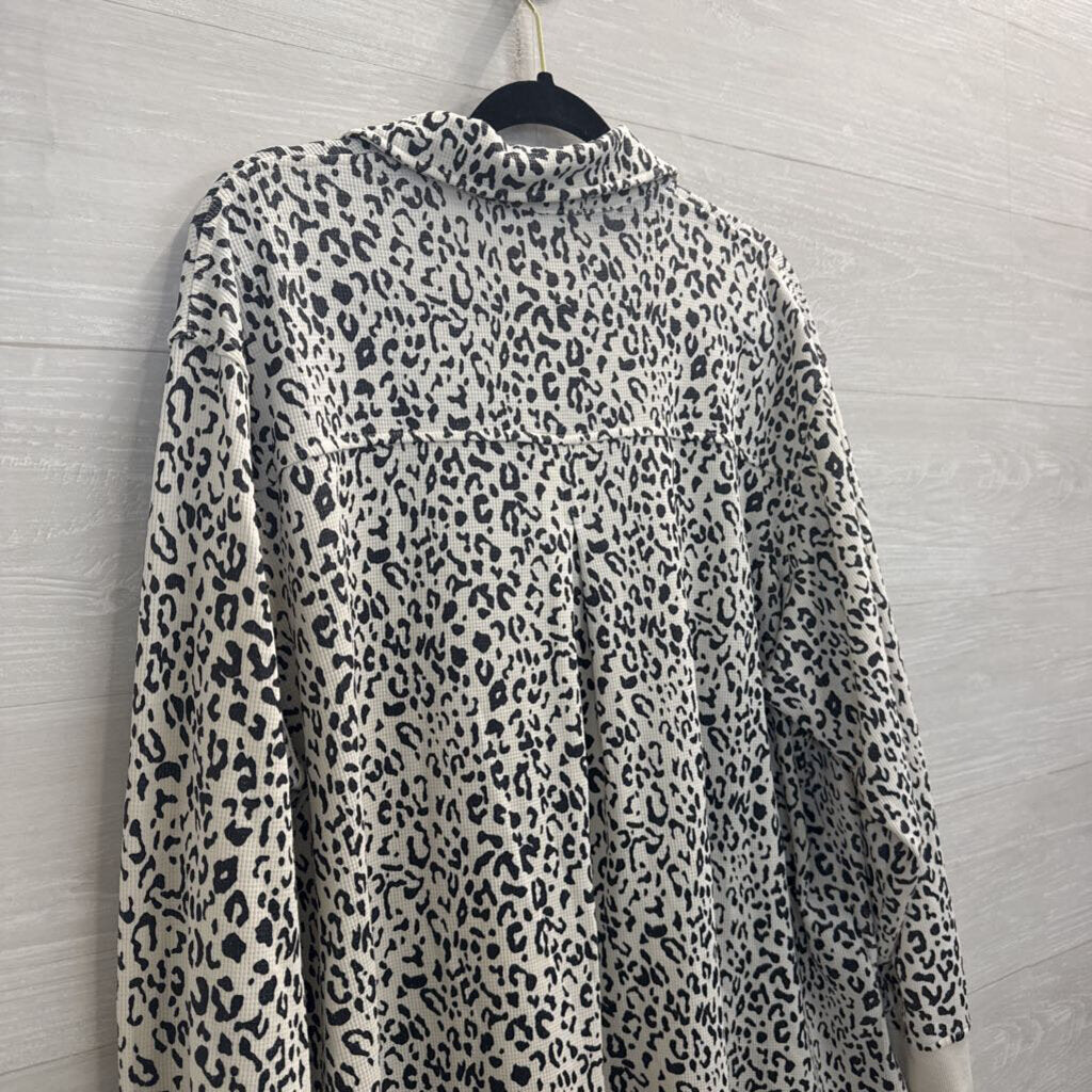 Jane and Delancey White/ Black Leopard Print Henley Long Sleeve Top 1X