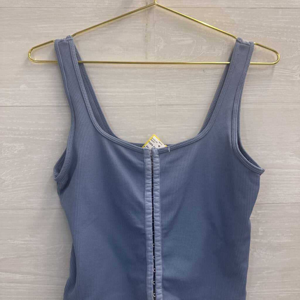 Abercrombie and Fitch Blue Hook Eye Front Cropped Tank Top Medium