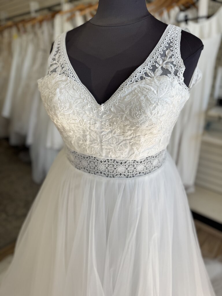 Dave & Johnny Lace Top Sheer Detail Wedding Dress 16