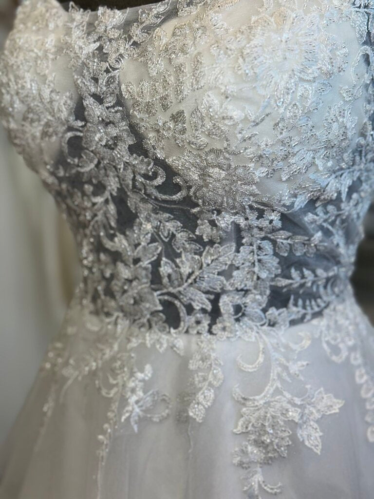 Dave & Johnny Beaded Top Ballgown 14