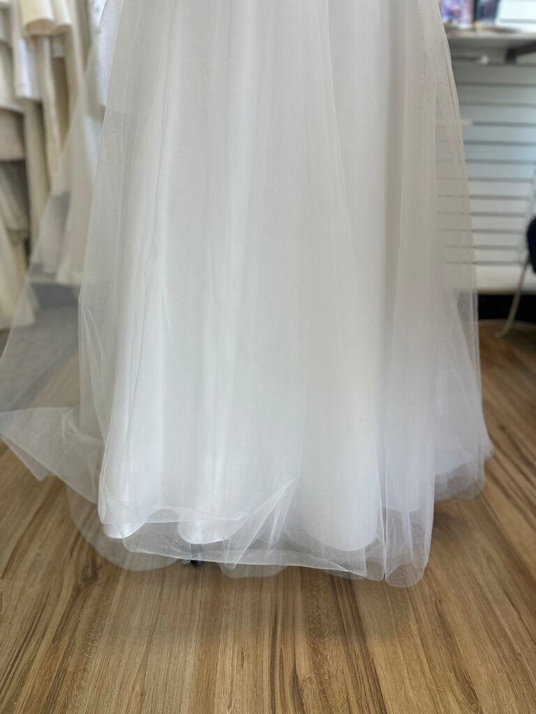 Dave & Johnny Beaded Top Ballgown 14
