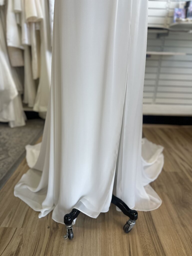 Jessica McClintock Beaded Lace Wedding Dress 14