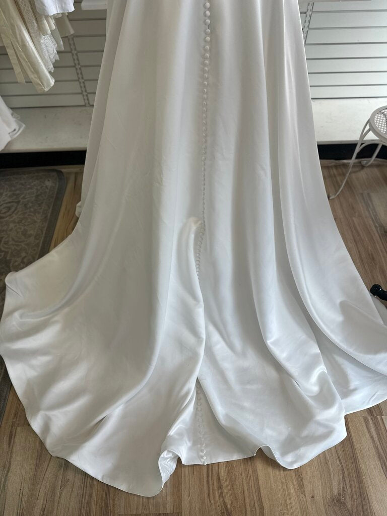 Jessica McClintock Simple Satin Wedding Dress 26