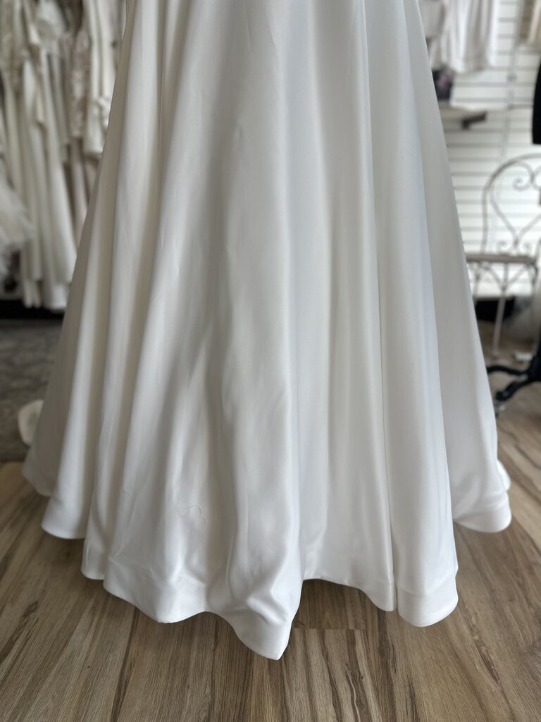 Jessica McClintock Simple Satin Wedding Dress 26