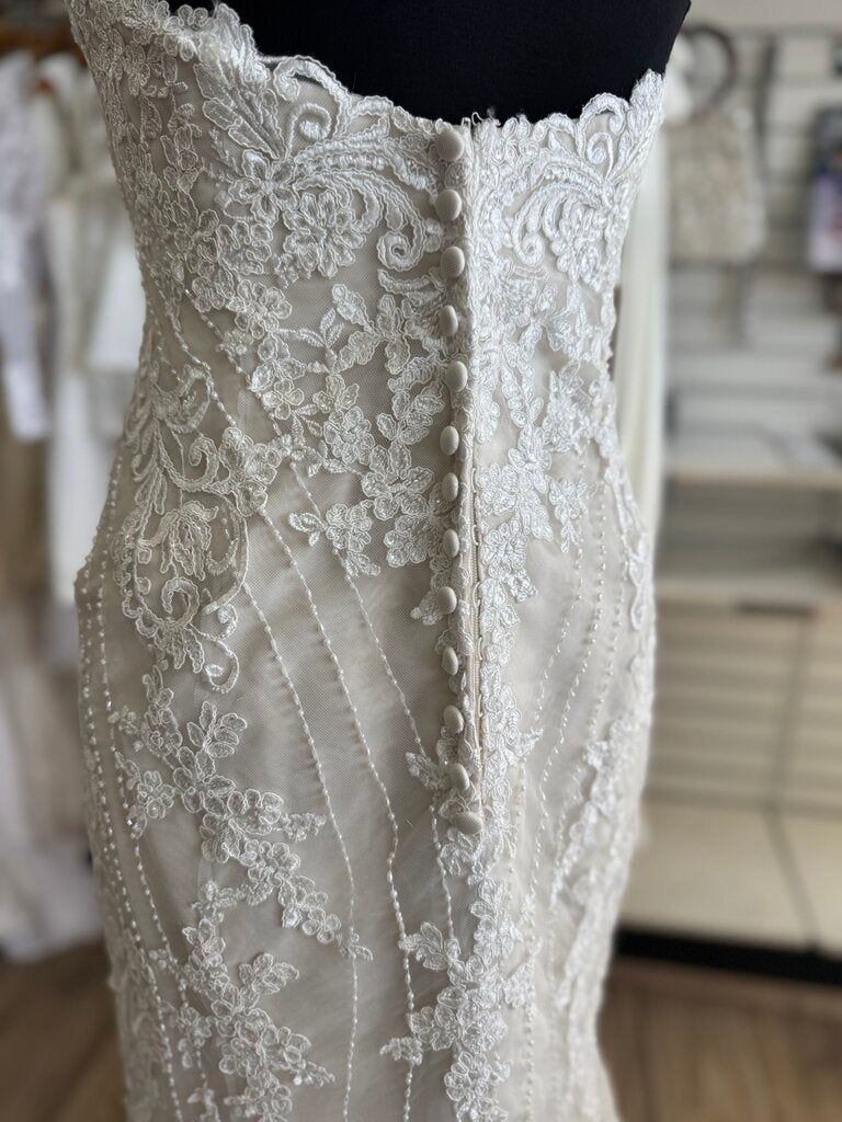 Essense of Australia Strapless Beaded Lace Fitted Wedding Dress 12