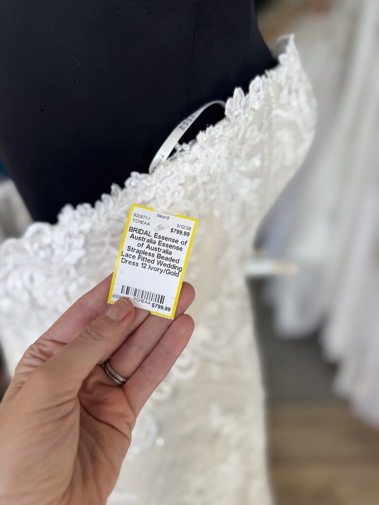 Essense of Australia Strapless Beaded Lace Fitted Wedding Dress 12