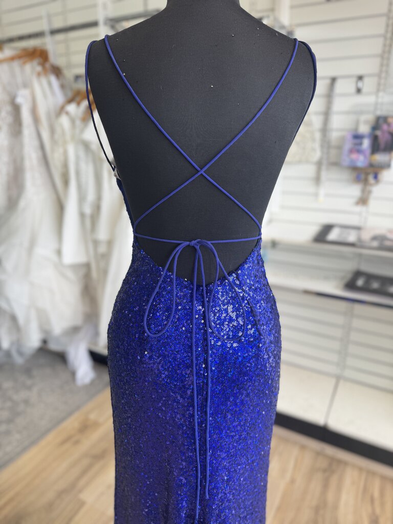 Sherri Hill Fitted Sequin Formal Dress 2